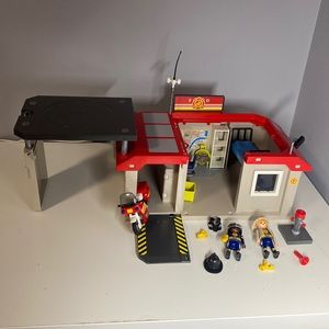 Playmobil 5663 Take Along Fire Station City Action